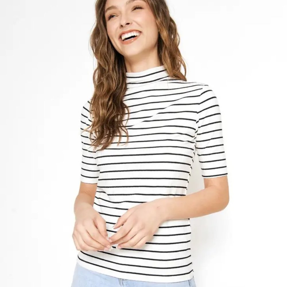 Mystree Ribbed Stripe Top-NWT- White/Black